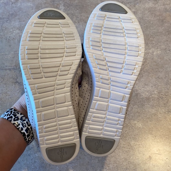 Women’s Cole Haan shoes size 8.5 - Picture 3 of 7
